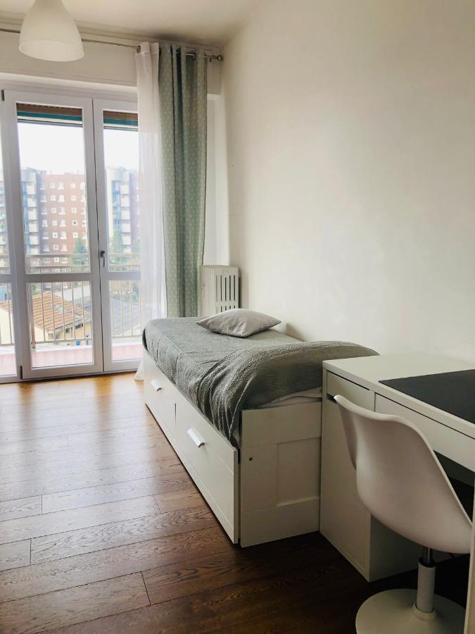 Morivione Apartment - Bocconi Free Parking Милан Экстерьер фото