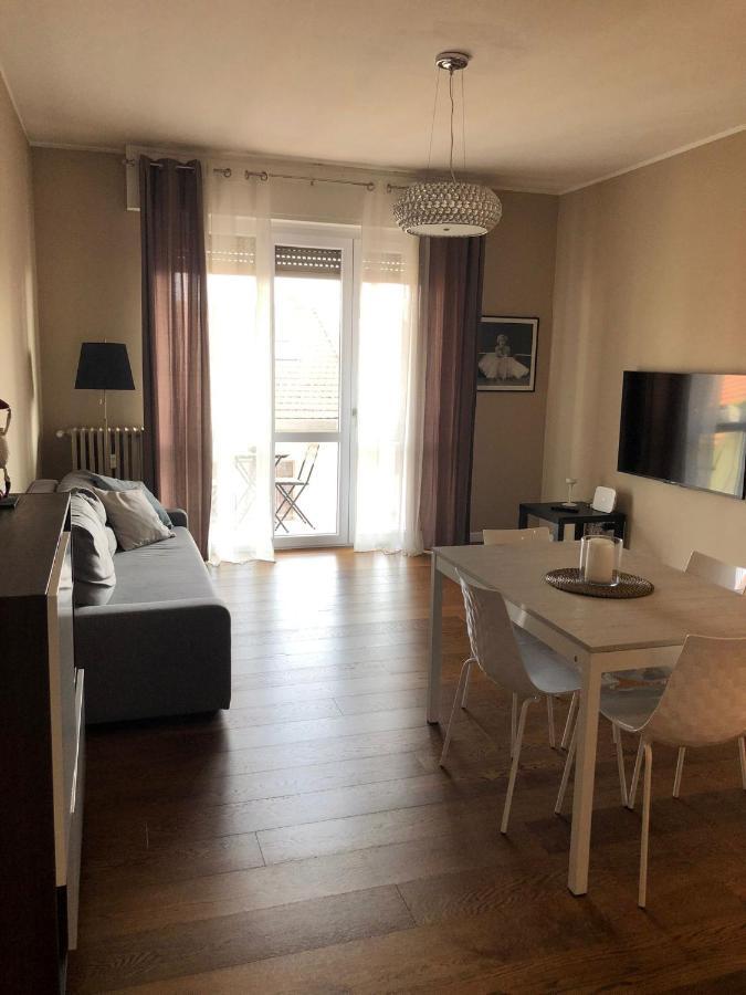 Morivione Apartment - Bocconi Free Parking Милан Экстерьер фото