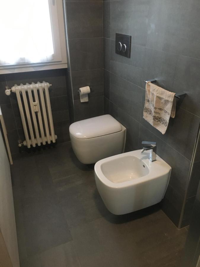 Morivione Apartment - Bocconi Free Parking Милан Экстерьер фото
